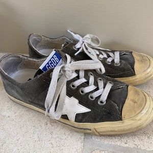 GOLDEN GOOSE MILITARY GREEN V STAR SNEAKERS